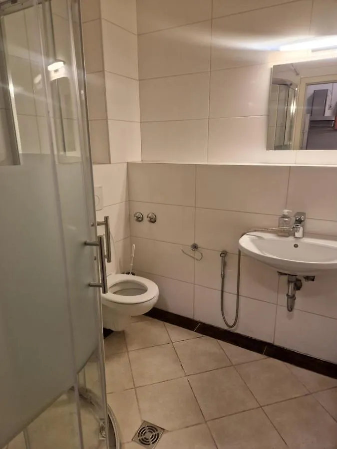 Hanin1 Munich Apartment